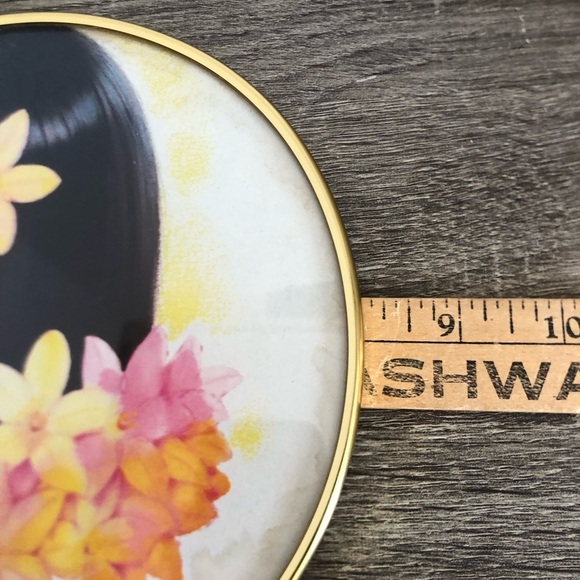 Vtg Owens Wide Eyed Girl Print with Convex Glass - Picture 7 of 9